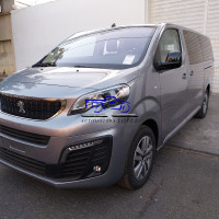 PEUGEOT TRAVELLER