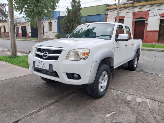 MAZDA BT50 4x2 SDX 2.5